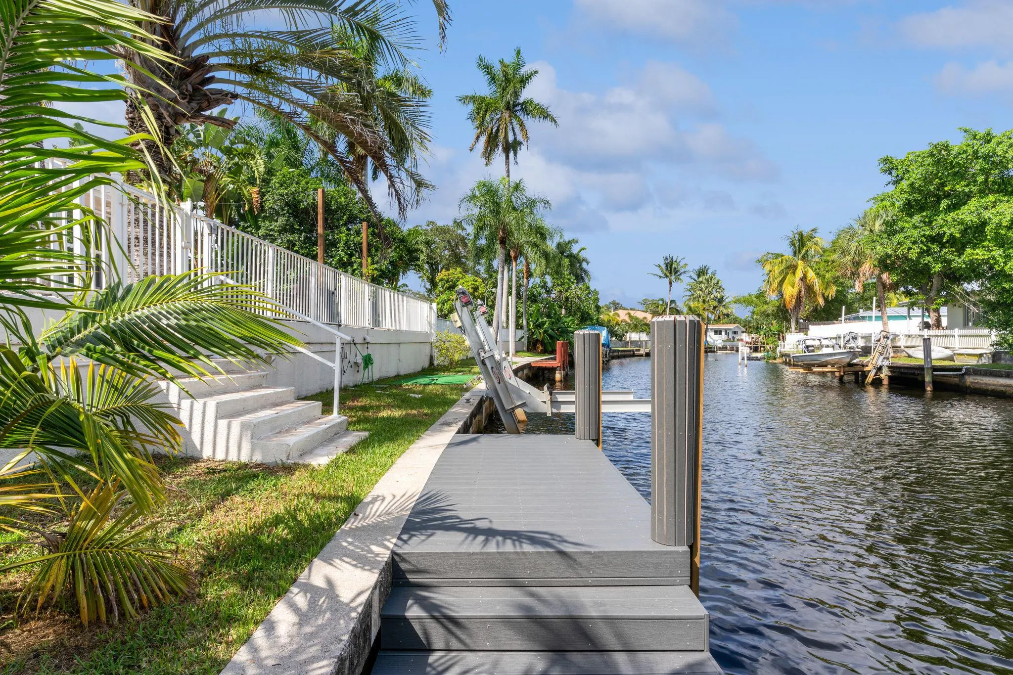 98 SW 8th Avenue
