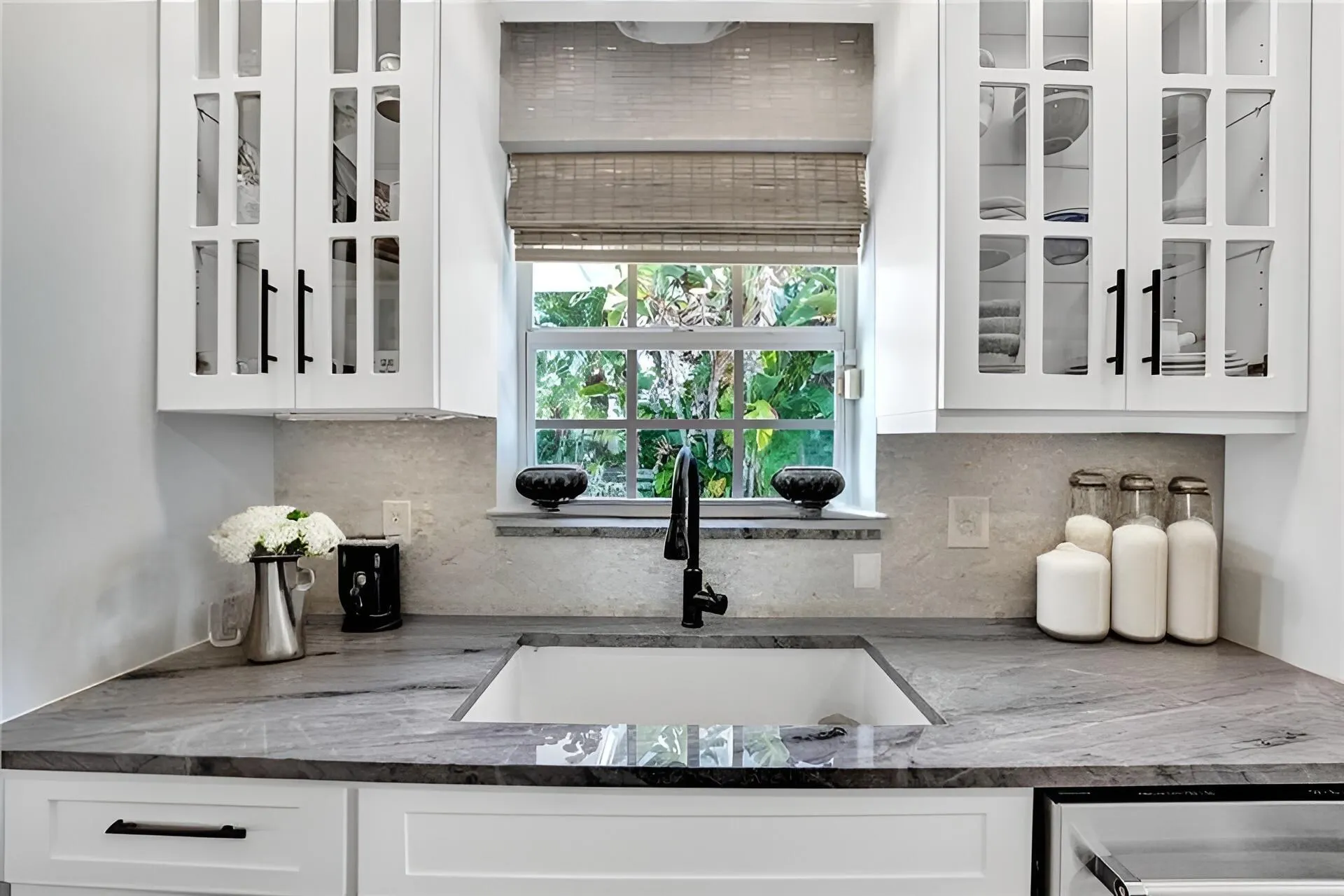 98 SW 8th Avenue