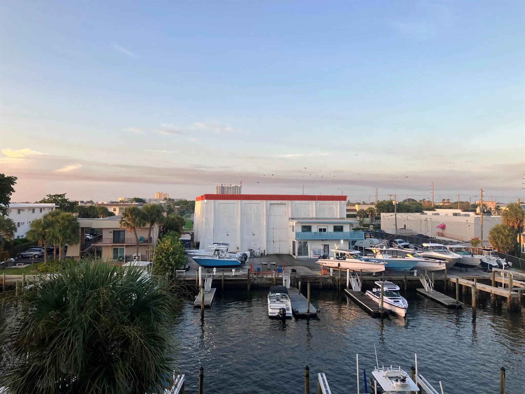 108 Paradise Harbour Boulevard, #208