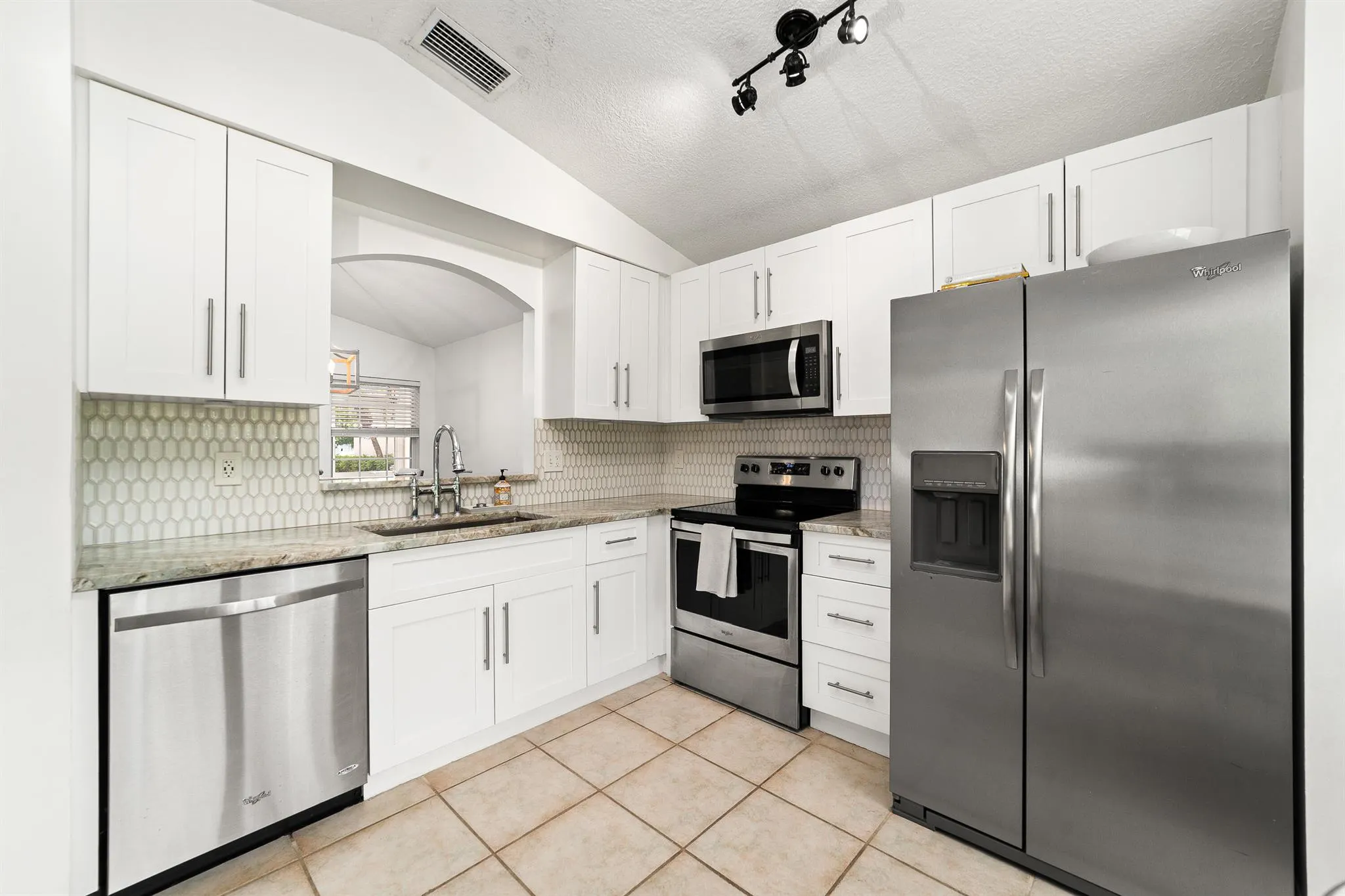 7577 Edisto Drive