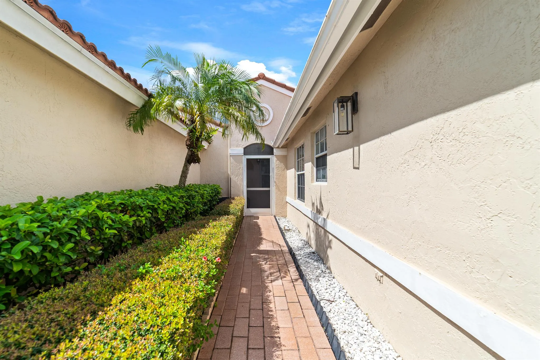 7577 Edisto Drive