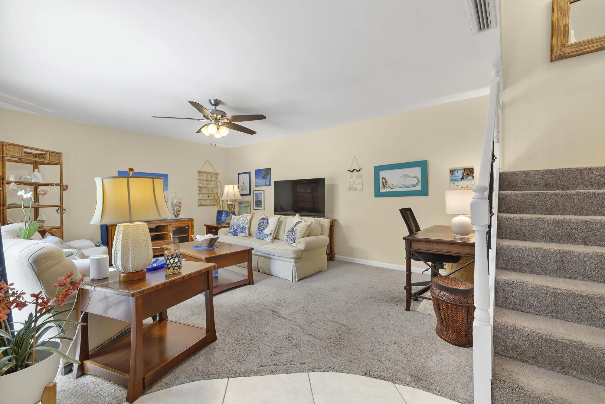 110 N Delaware Boulevard, #18a
