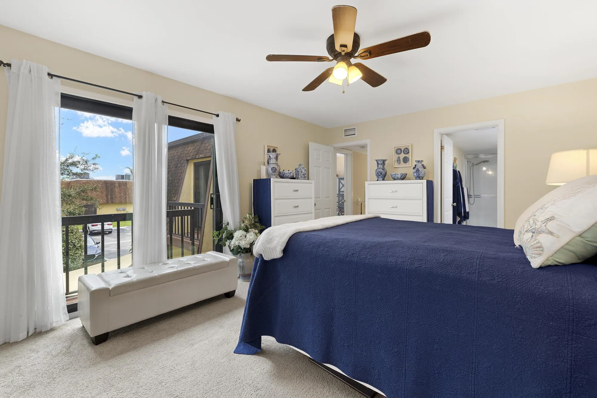 110 N Delaware Boulevard, #18a