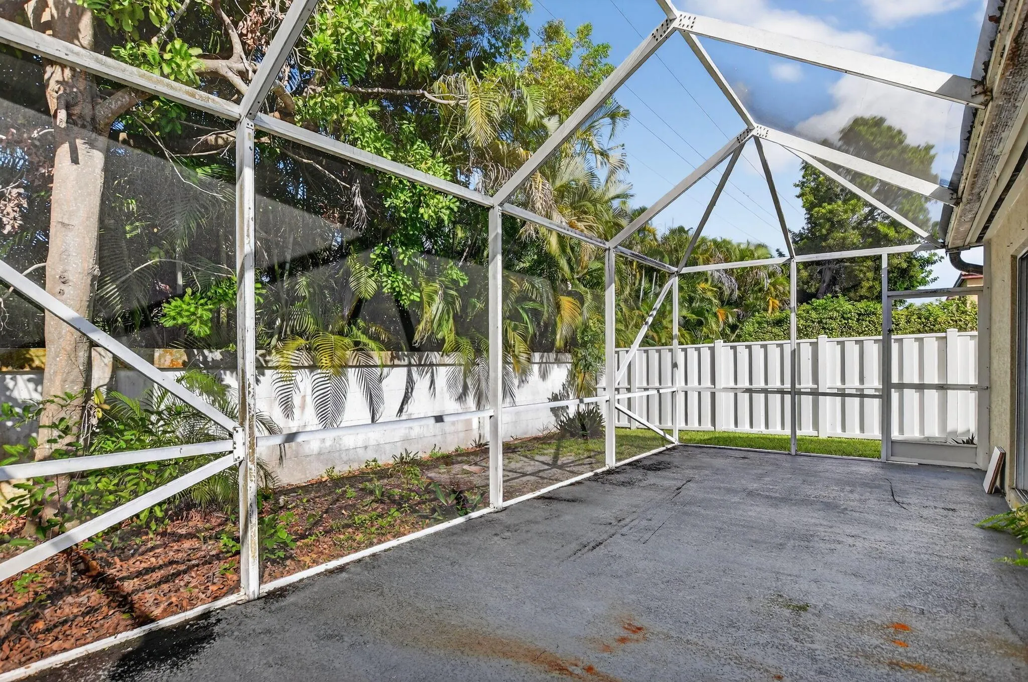 59 NW 44th Terrace
