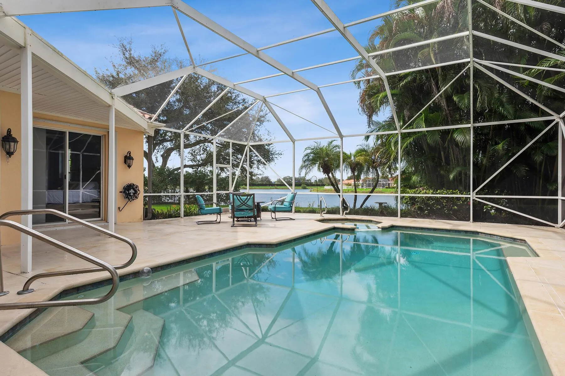 2211 Vero Beach Lane