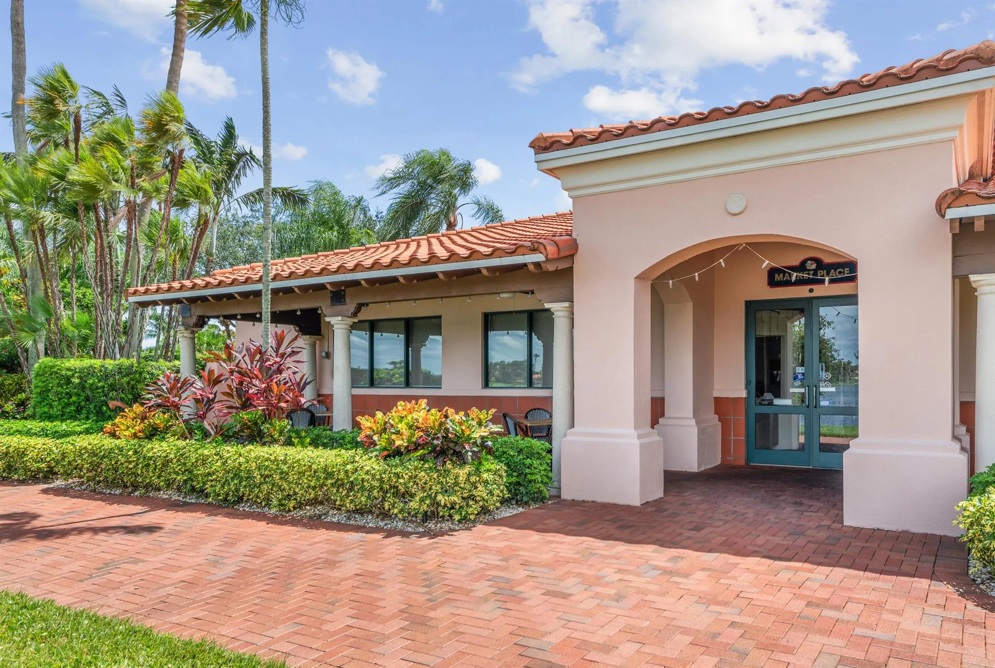 2211 Vero Beach Lane