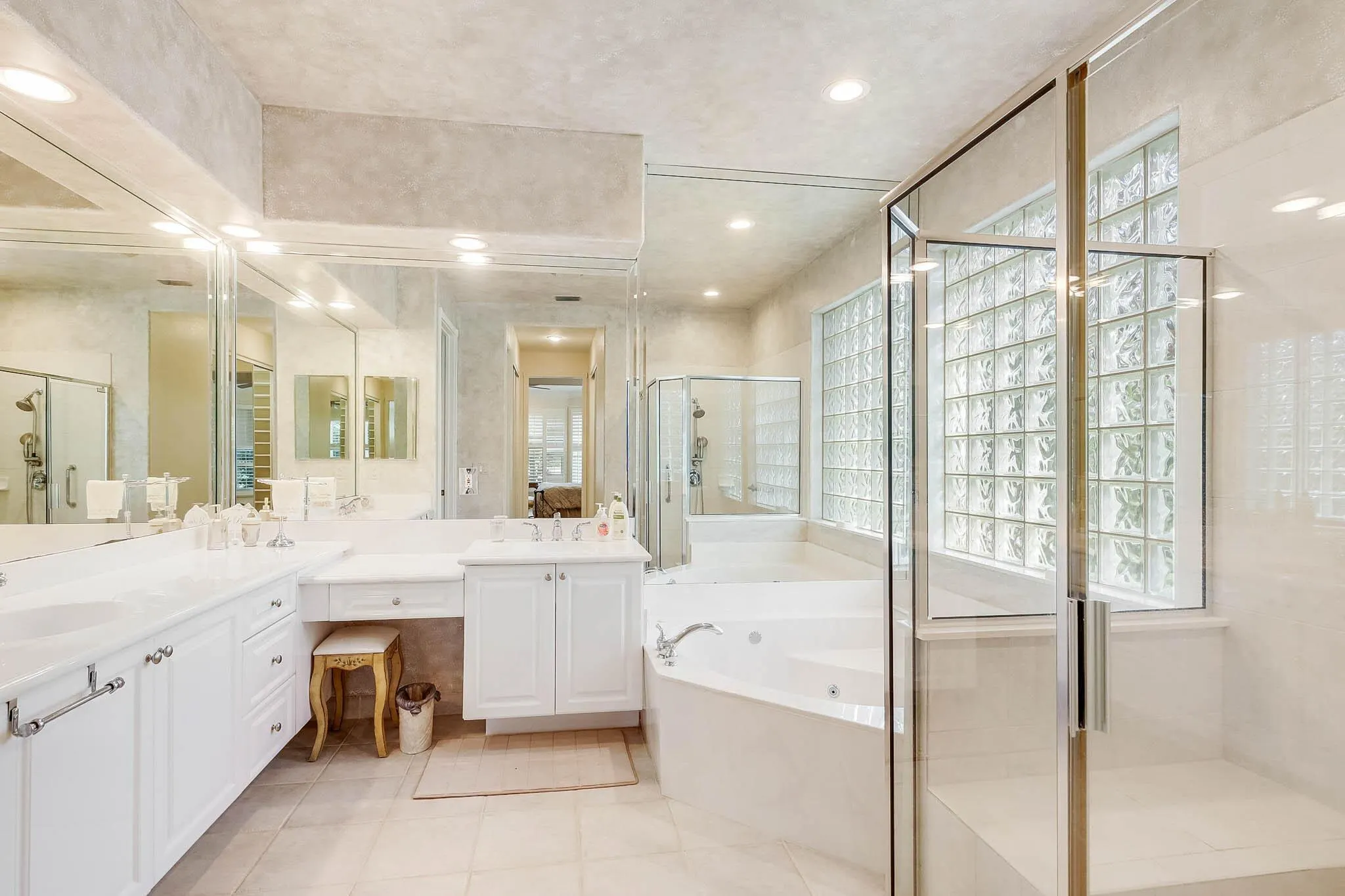11311 Kona Court