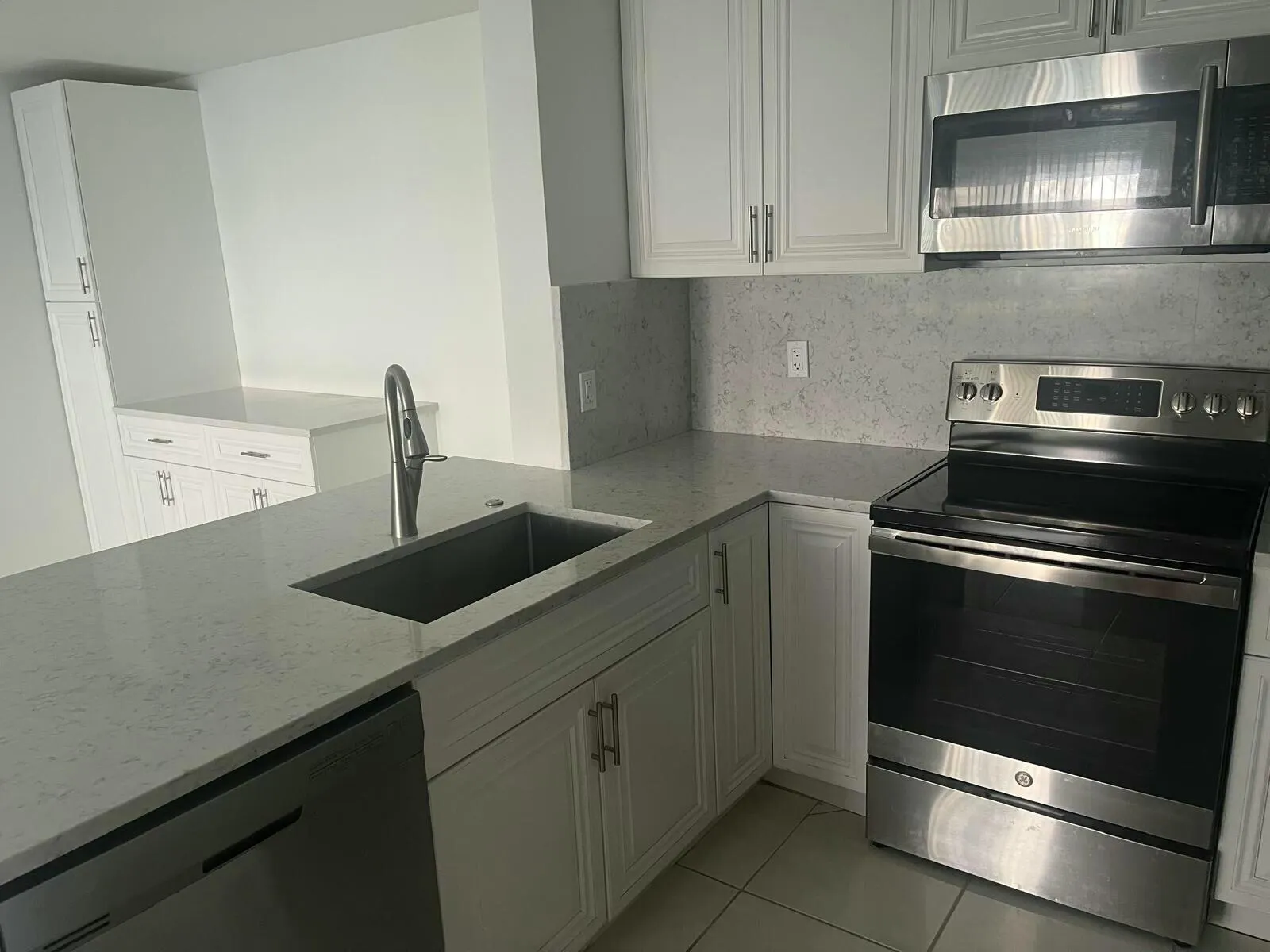 209 Foxtail Drive, #B1