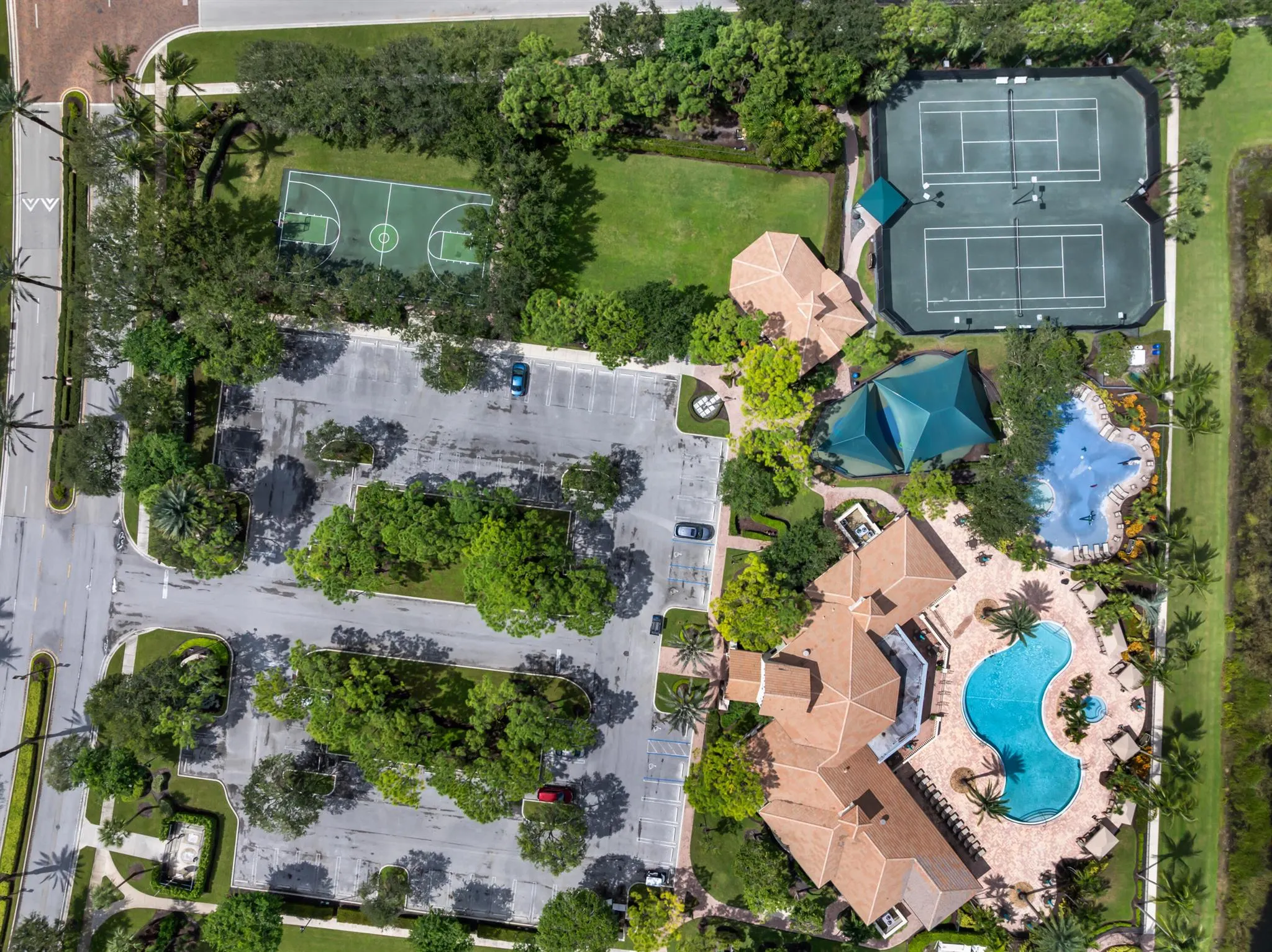 8492 Breezy Oak Way