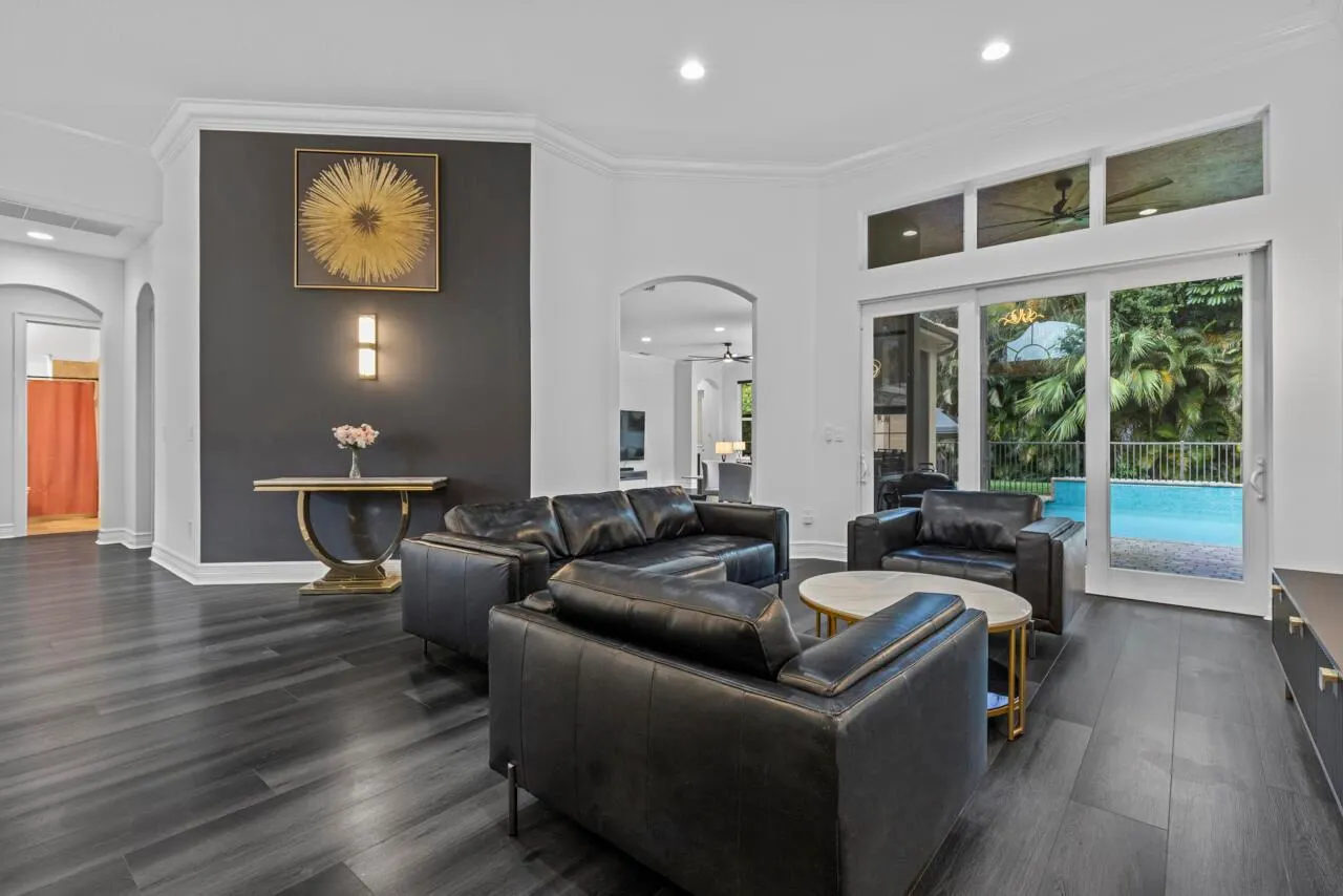 8300 SW Cattleya Drive