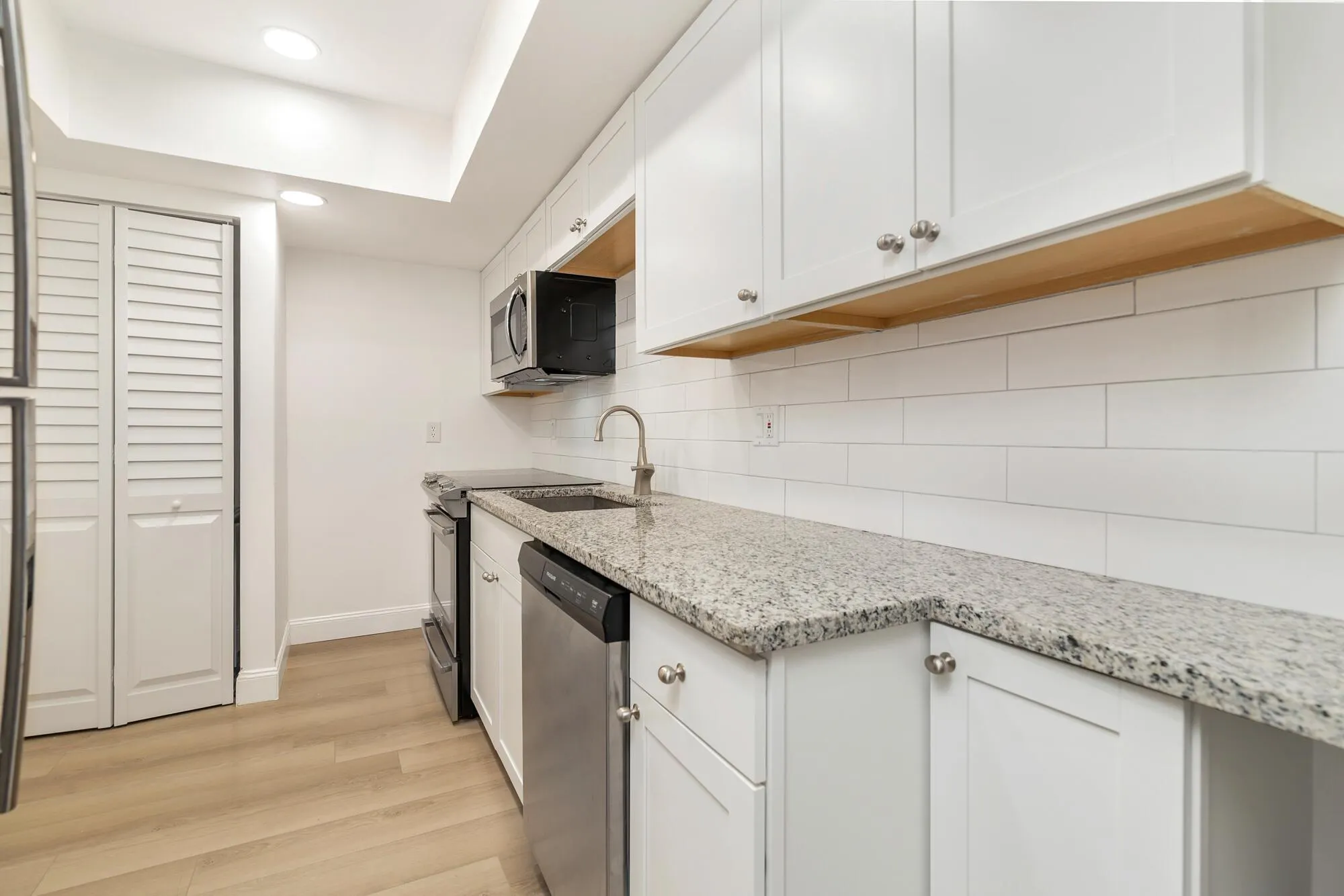 505 Spencer Drive, #207