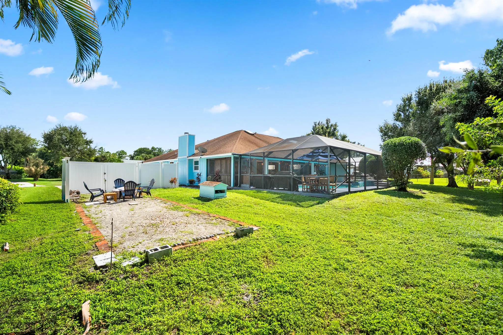 1127 SW Catalina Street