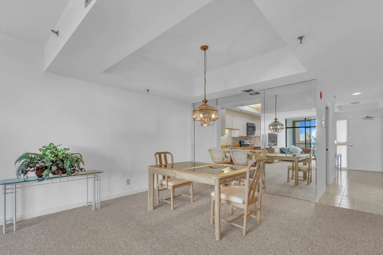11370 Twelve Oaks Way, #412