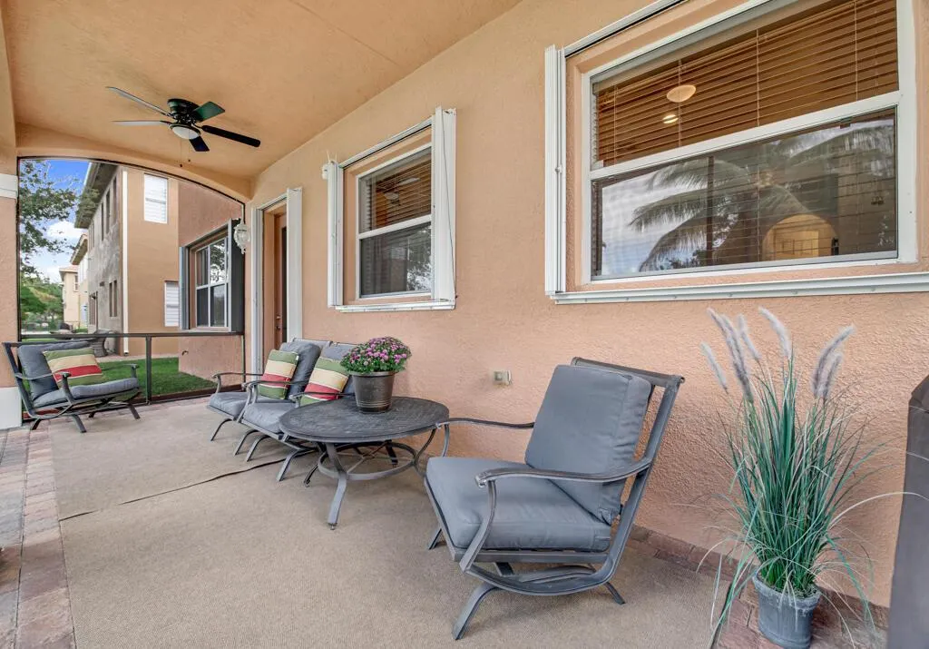 514 Cresta Circle