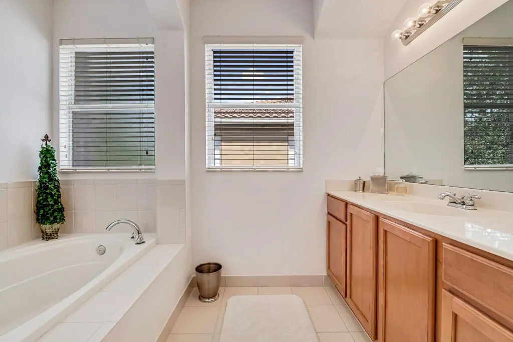 514 Cresta Circle