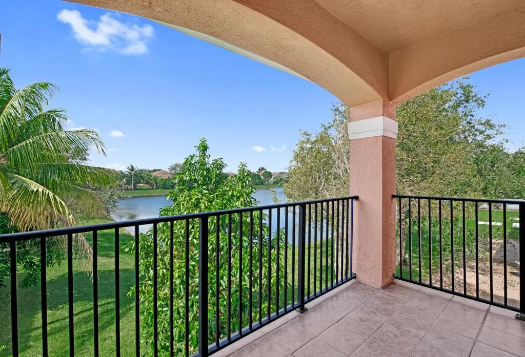 514 Cresta Circle