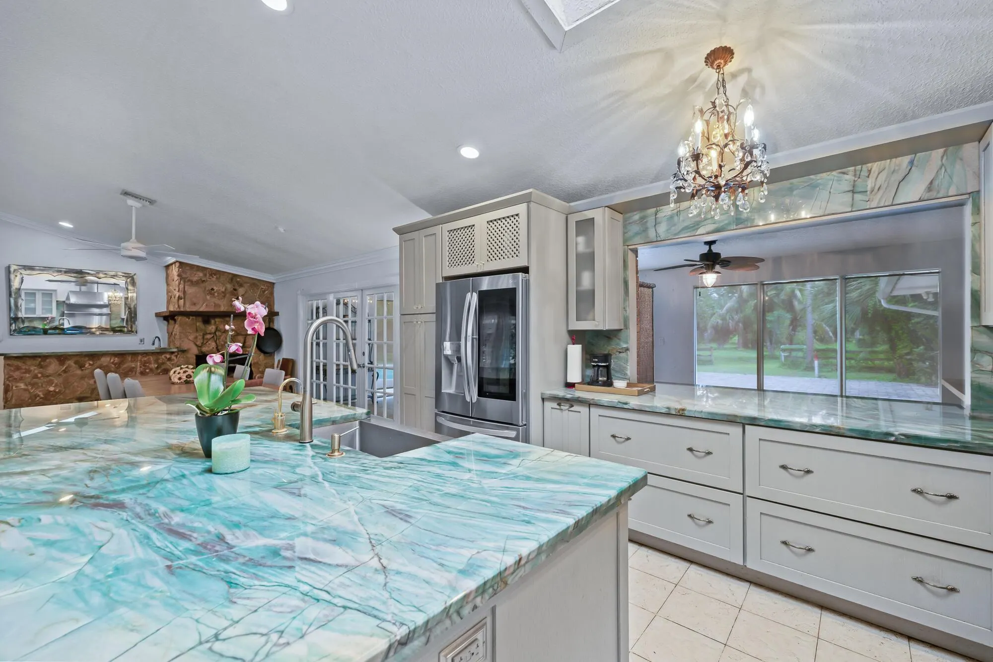 2619 Palm Deer Drive