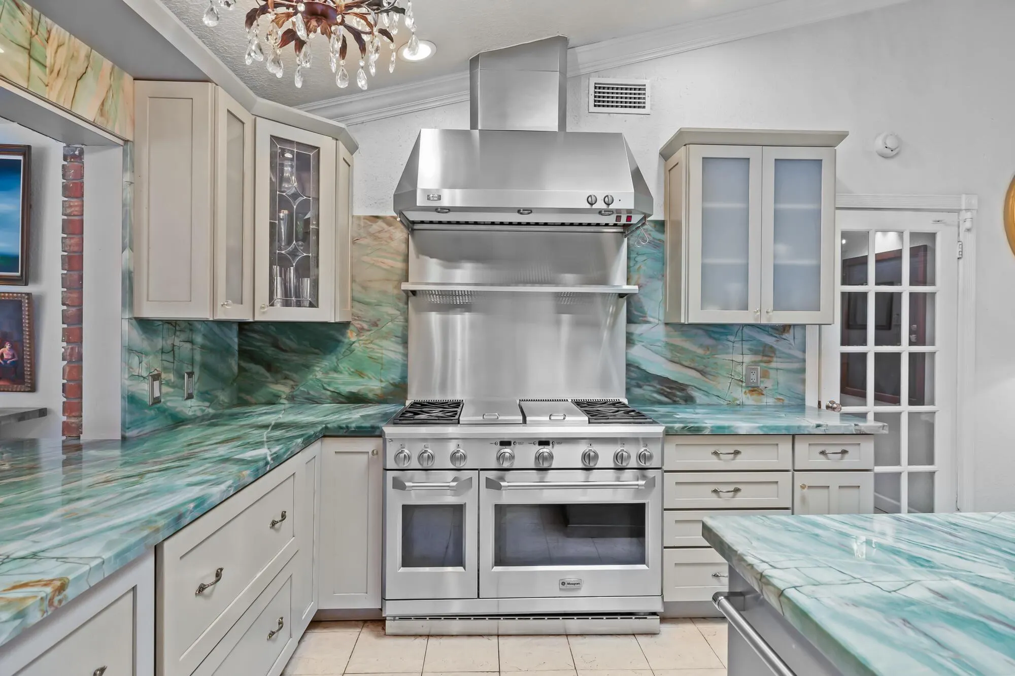 2619 Palm Deer Drive