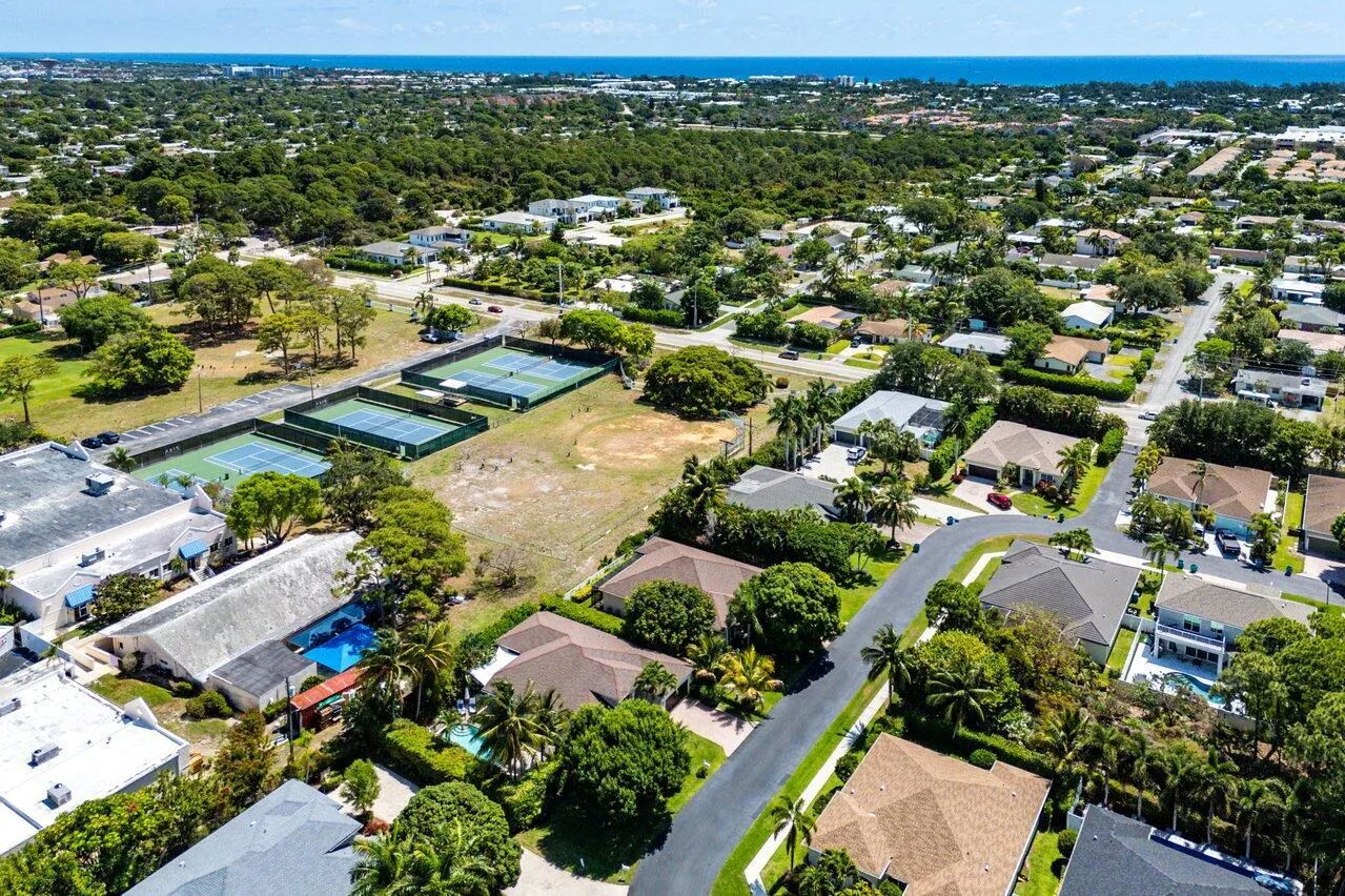54 Lake Eden Drive