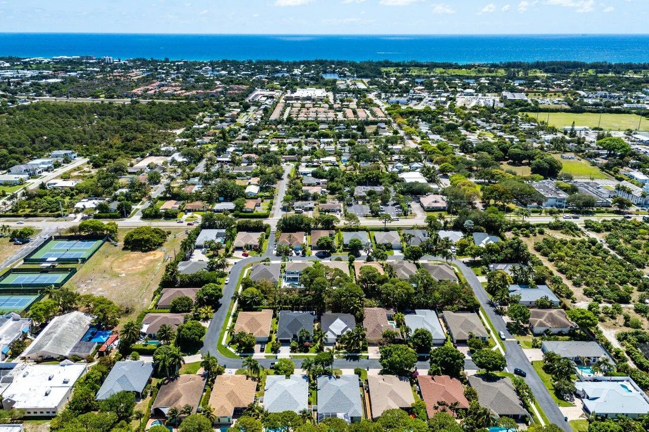 54 Lake Eden Drive
