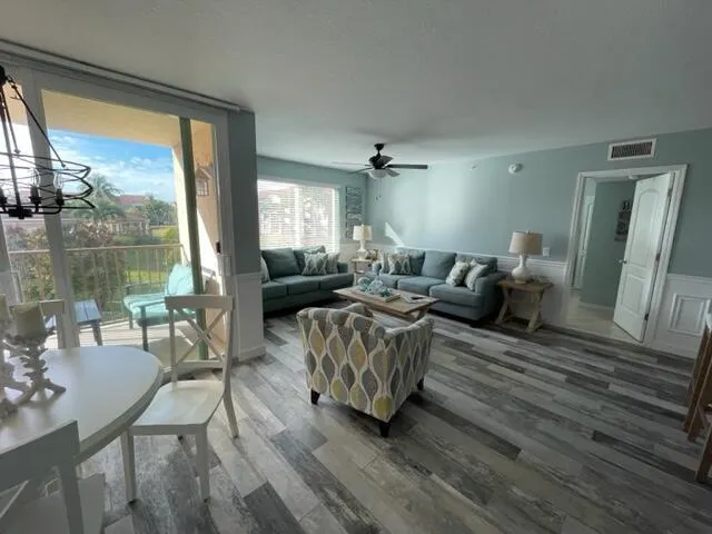 110 Villa Circle, #110