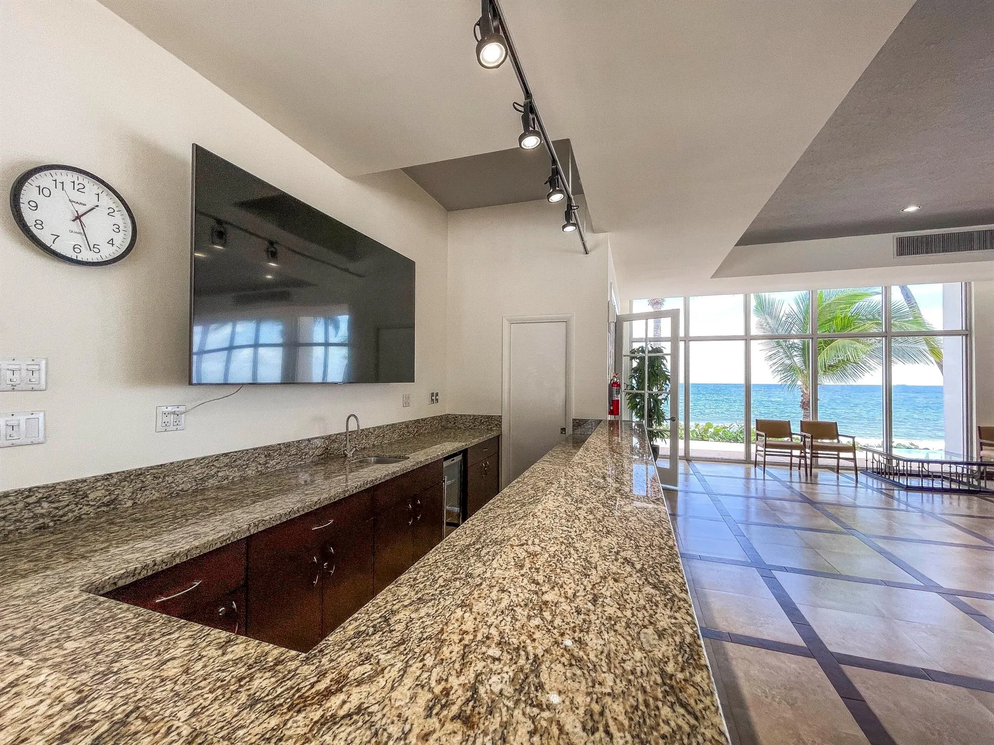 4300 N Ocean Boulevard, #15c