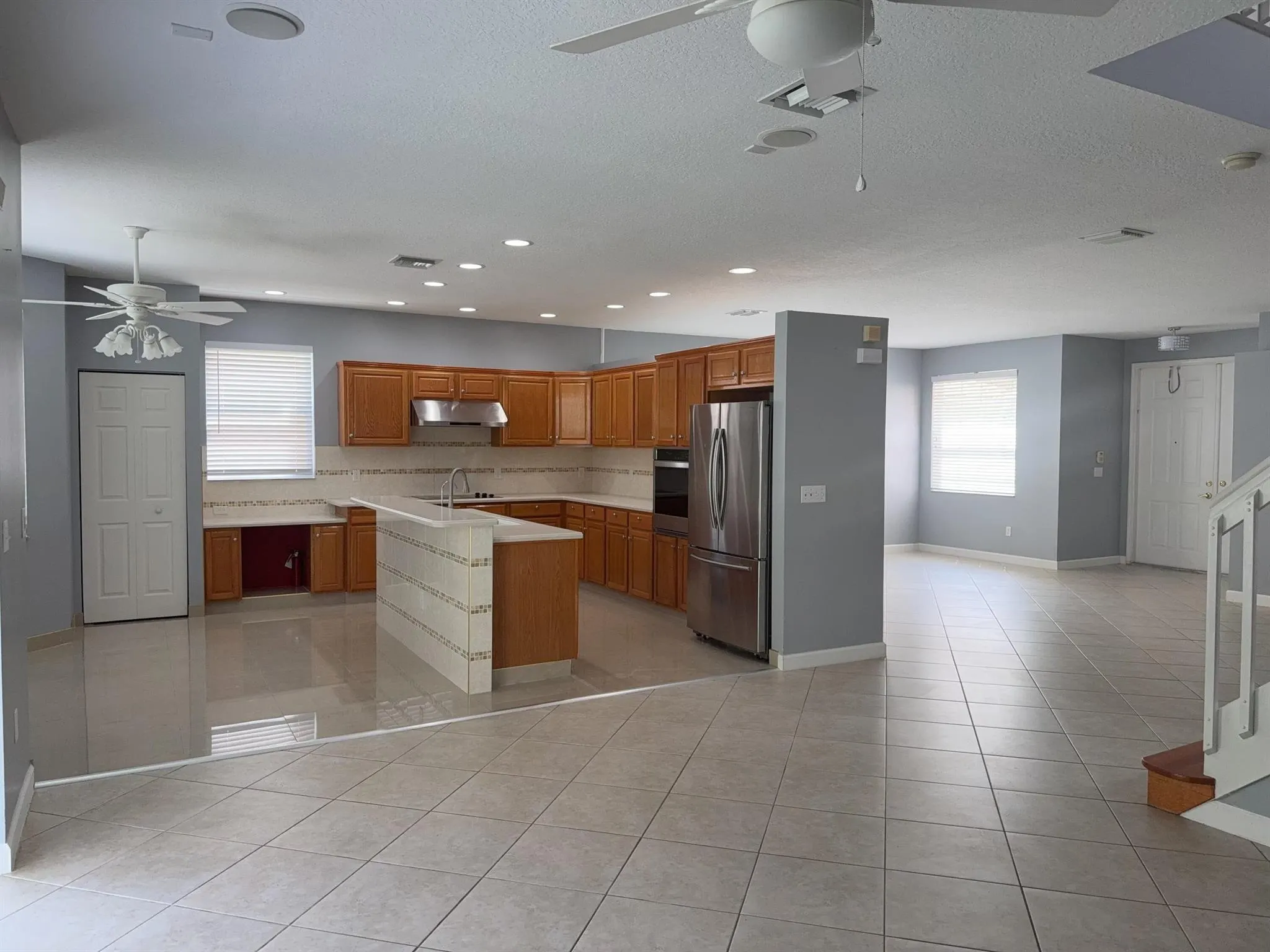 1510 Running Oak Ln Lane