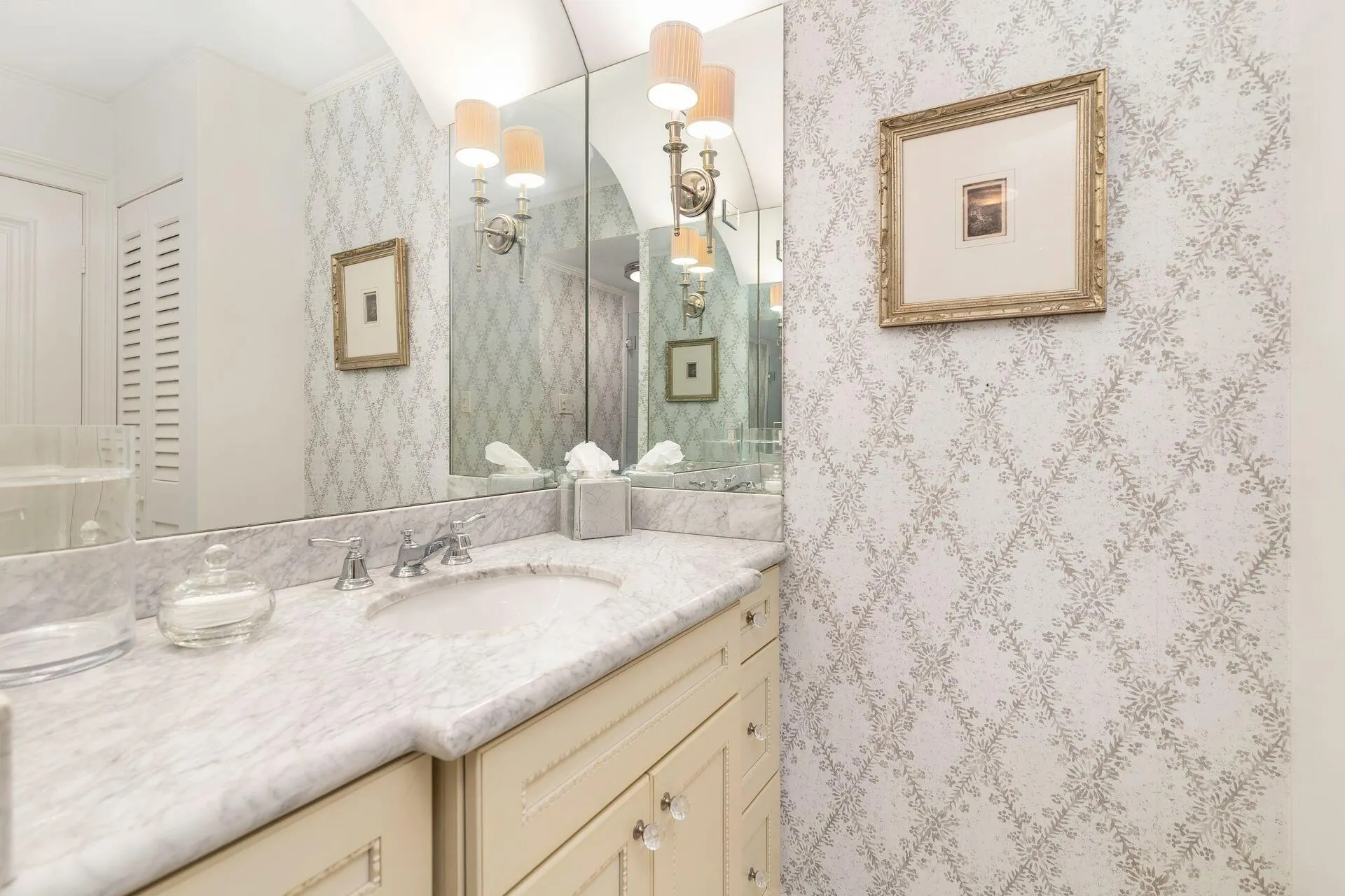 5380 N Ocean Drive, #9d