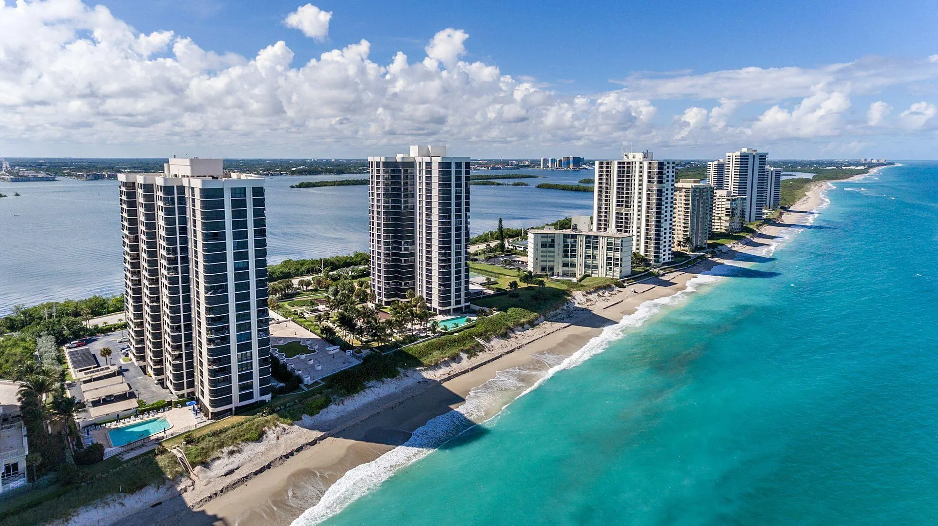 5380 N Ocean Drive, #9d