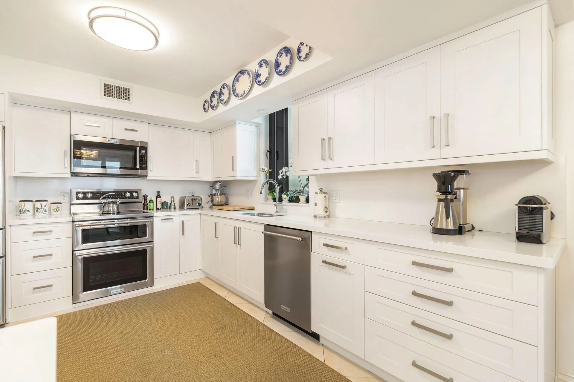 5380 N Ocean Drive, #9d