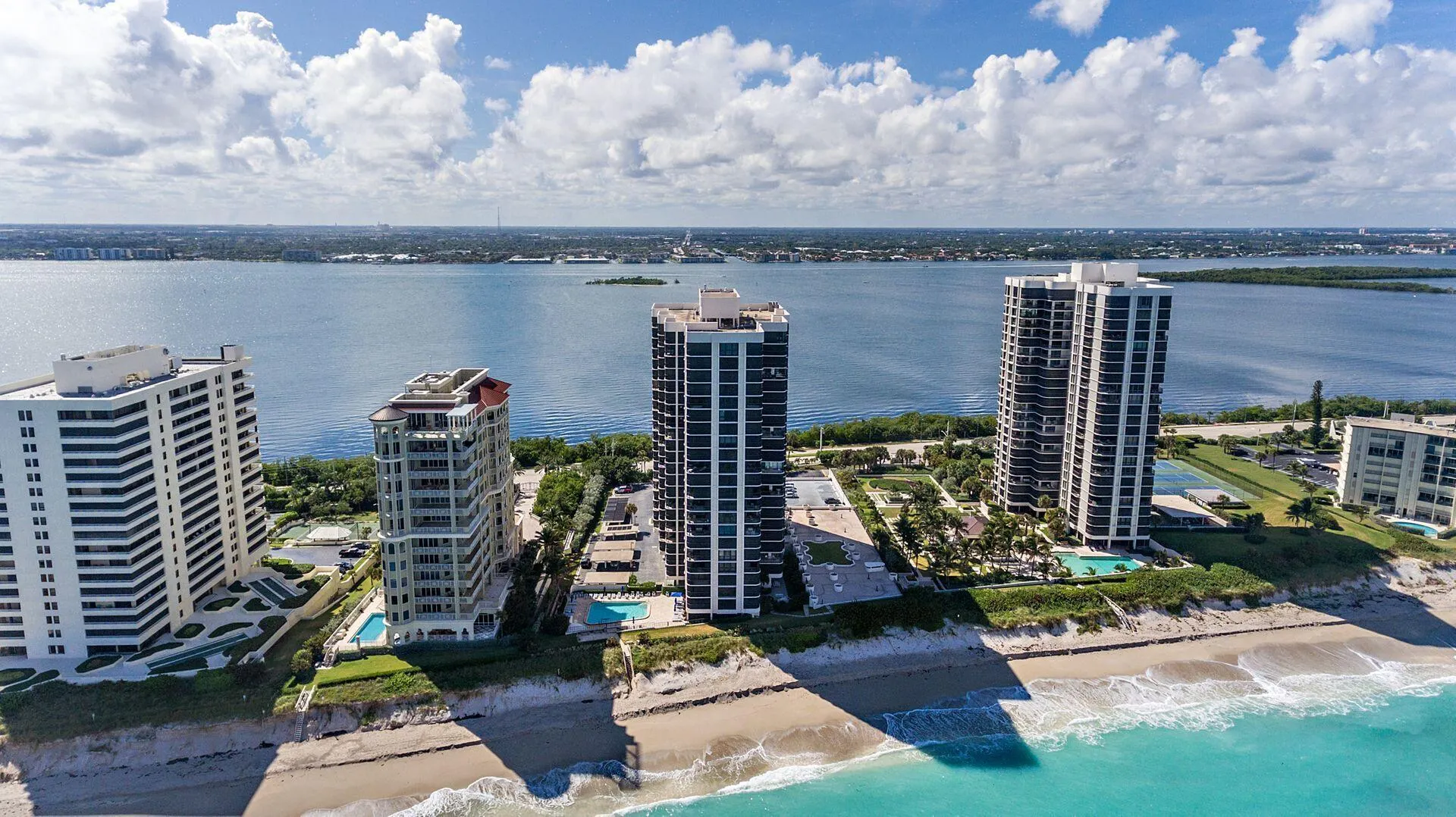 5380 N Ocean Drive, #9d
