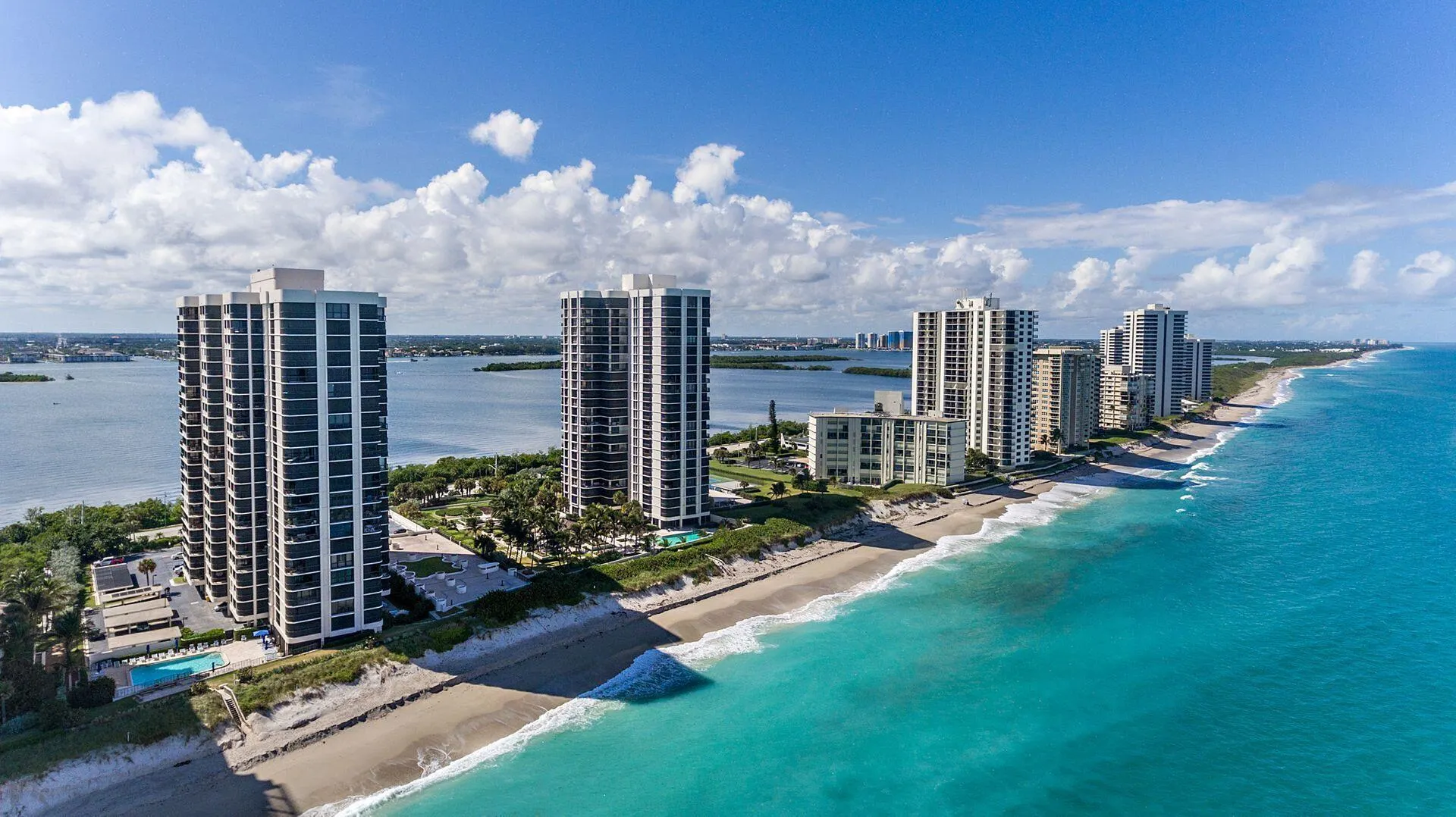 5380 N Ocean Drive, #9d