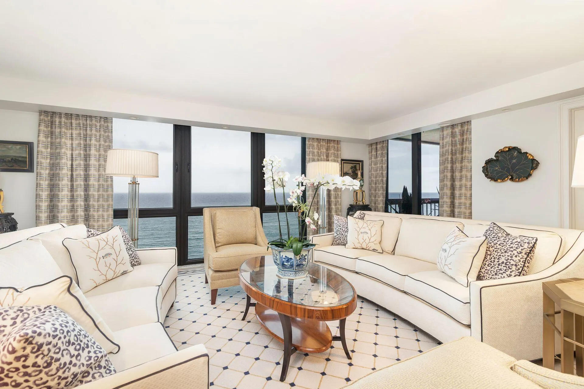 5380 N Ocean Drive, #9d