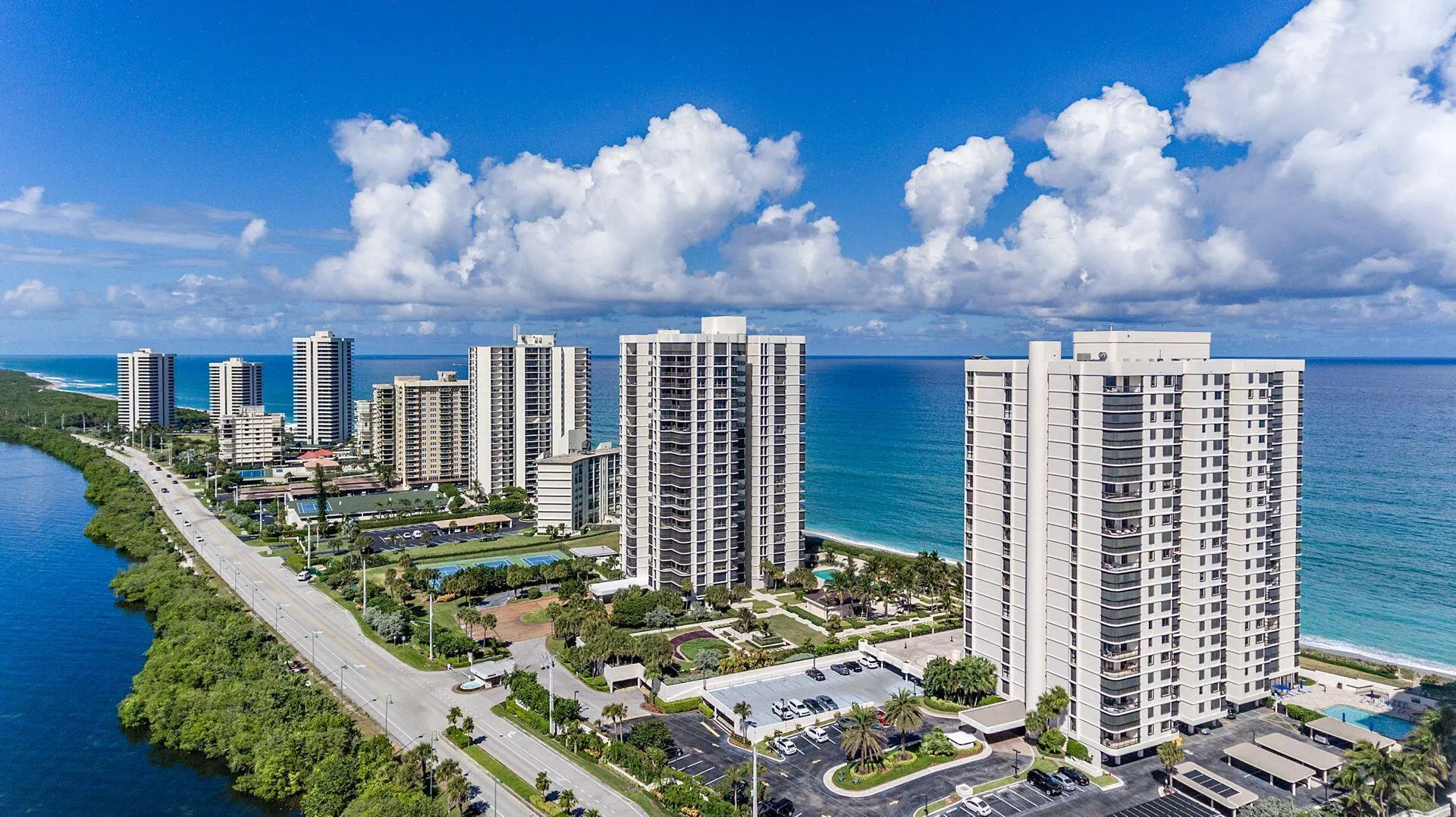 5380 N Ocean Drive, #9d