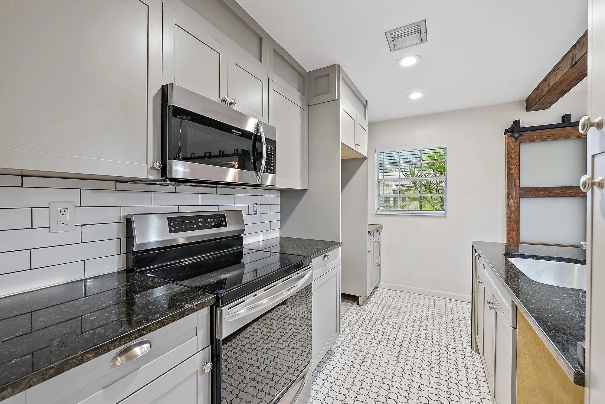 5270 Nesting Way, #B