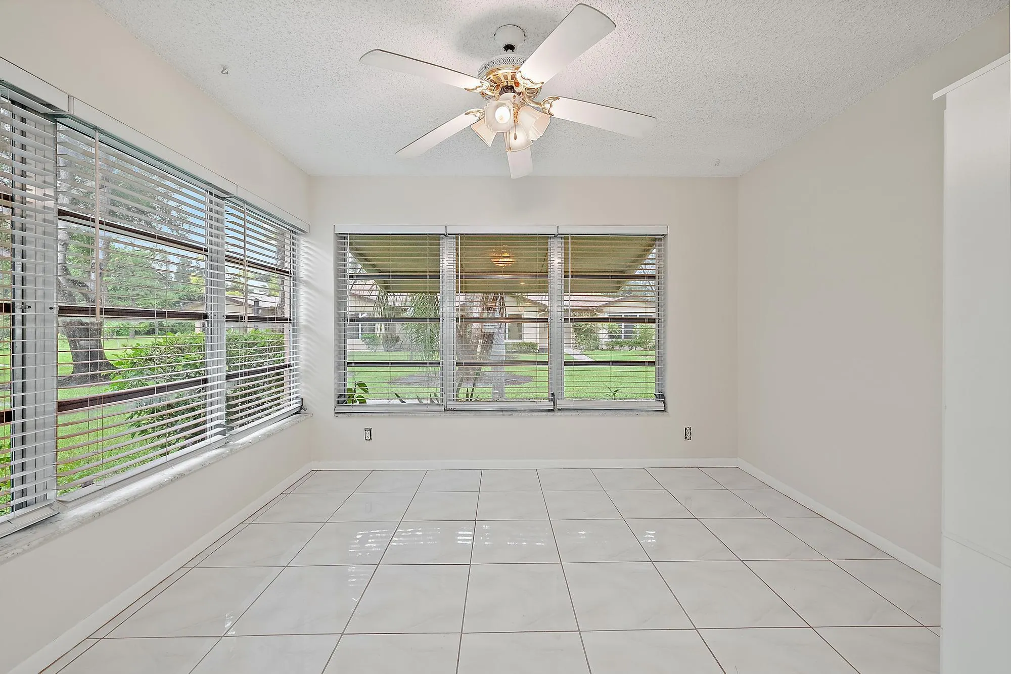 5270 Nesting Way, #B
