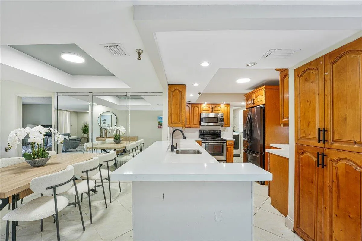 6400 NW 2nd Avenue, #123
