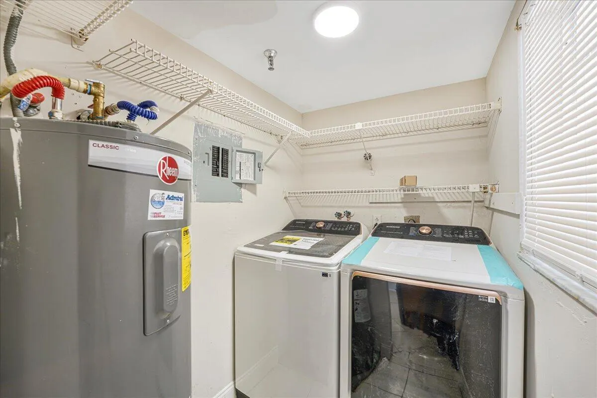 6400 NW 2nd Avenue, #123