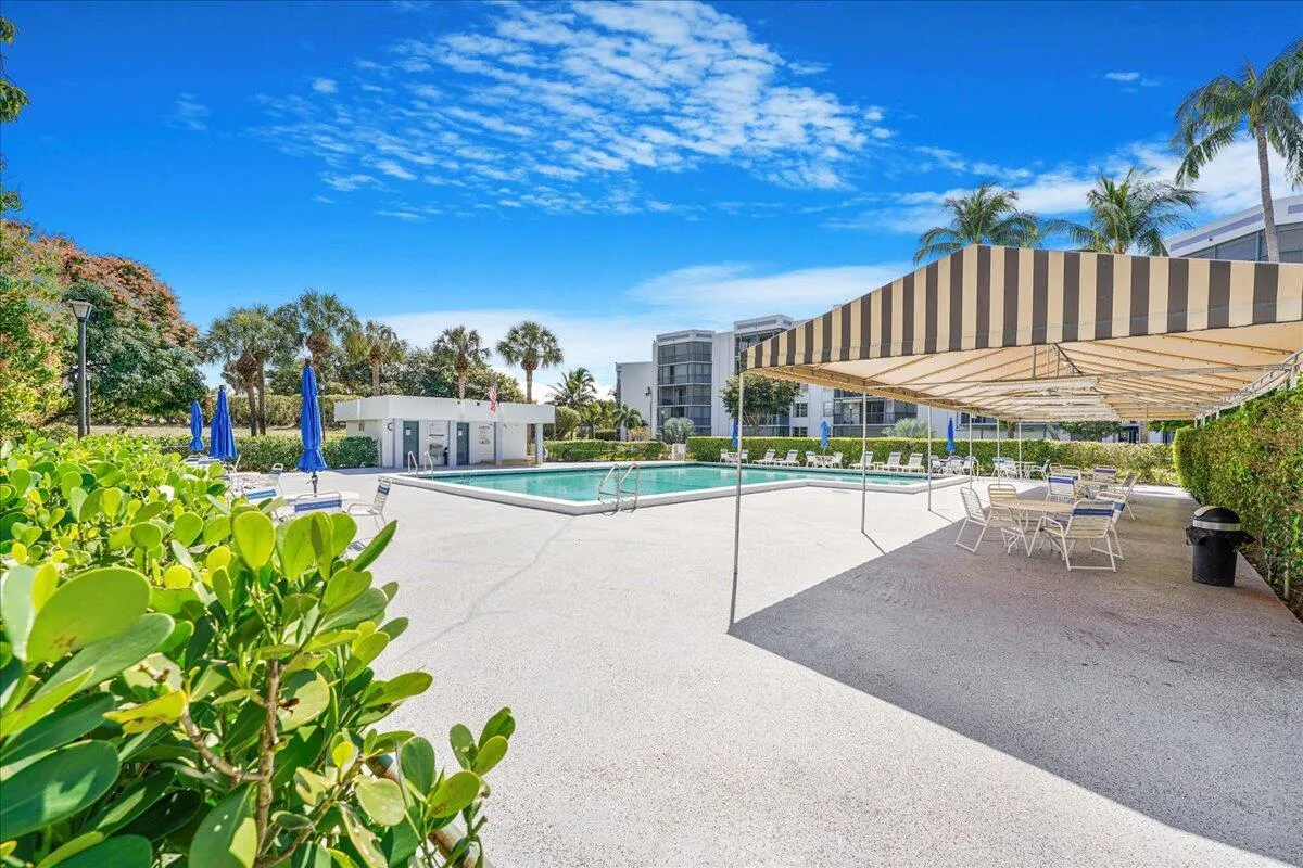 6400 NW 2nd Avenue, #123