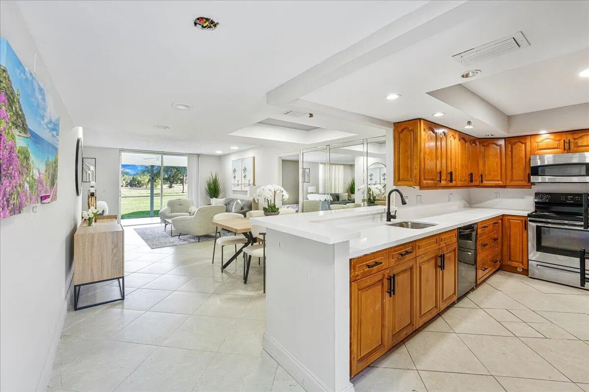 6400 NW 2nd Avenue, #123