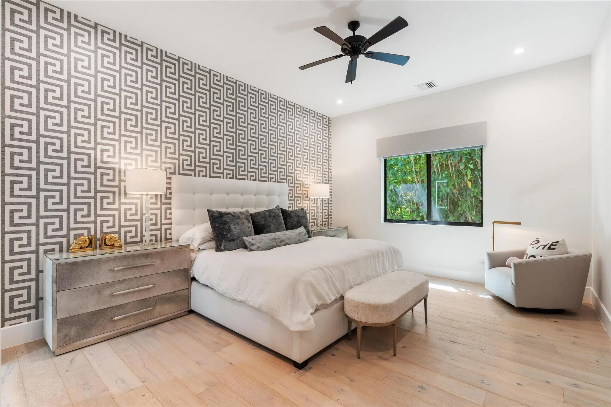501 NW 9th Street
