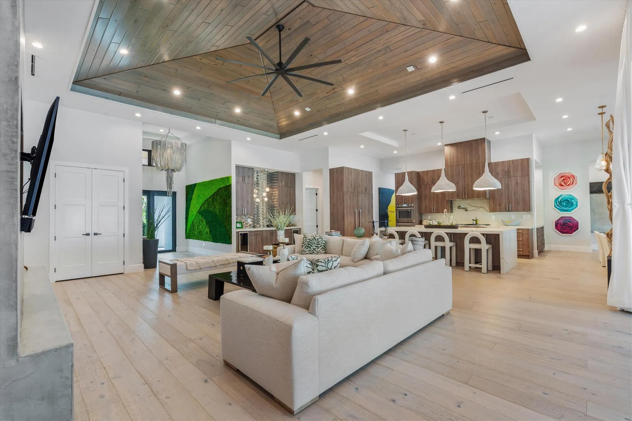 501 NW 9th Street