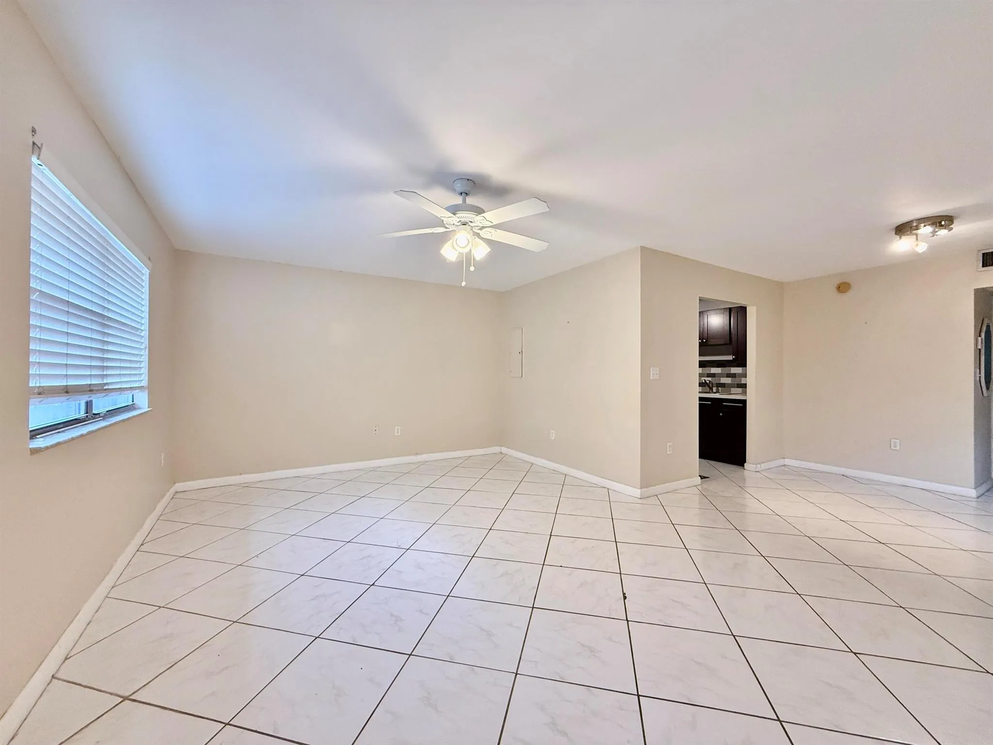 139 Tuscany B, #139
