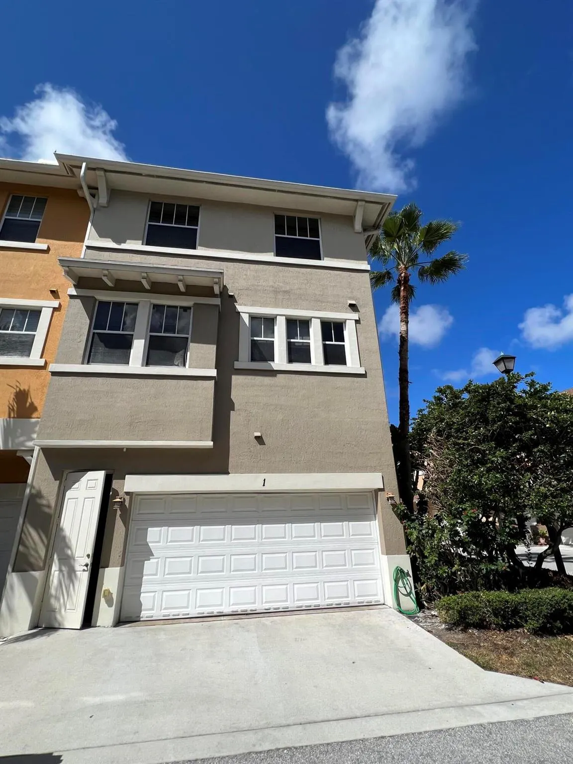 441 Amador Lane, #1