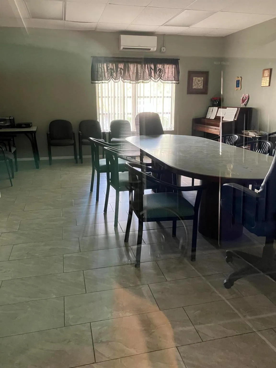 5263 Cresthaven Boulevard, #A