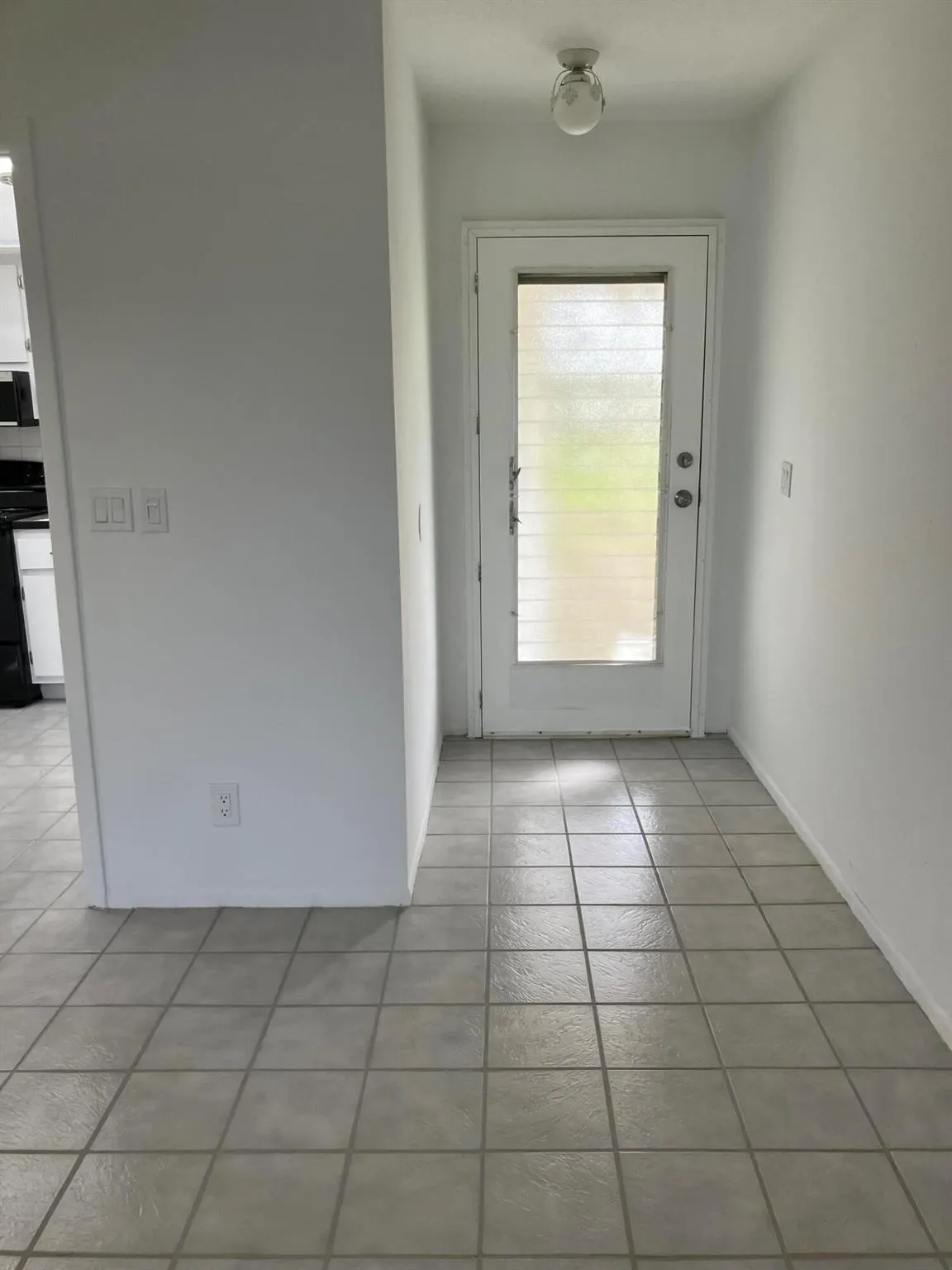 5263 Cresthaven Boulevard, #A