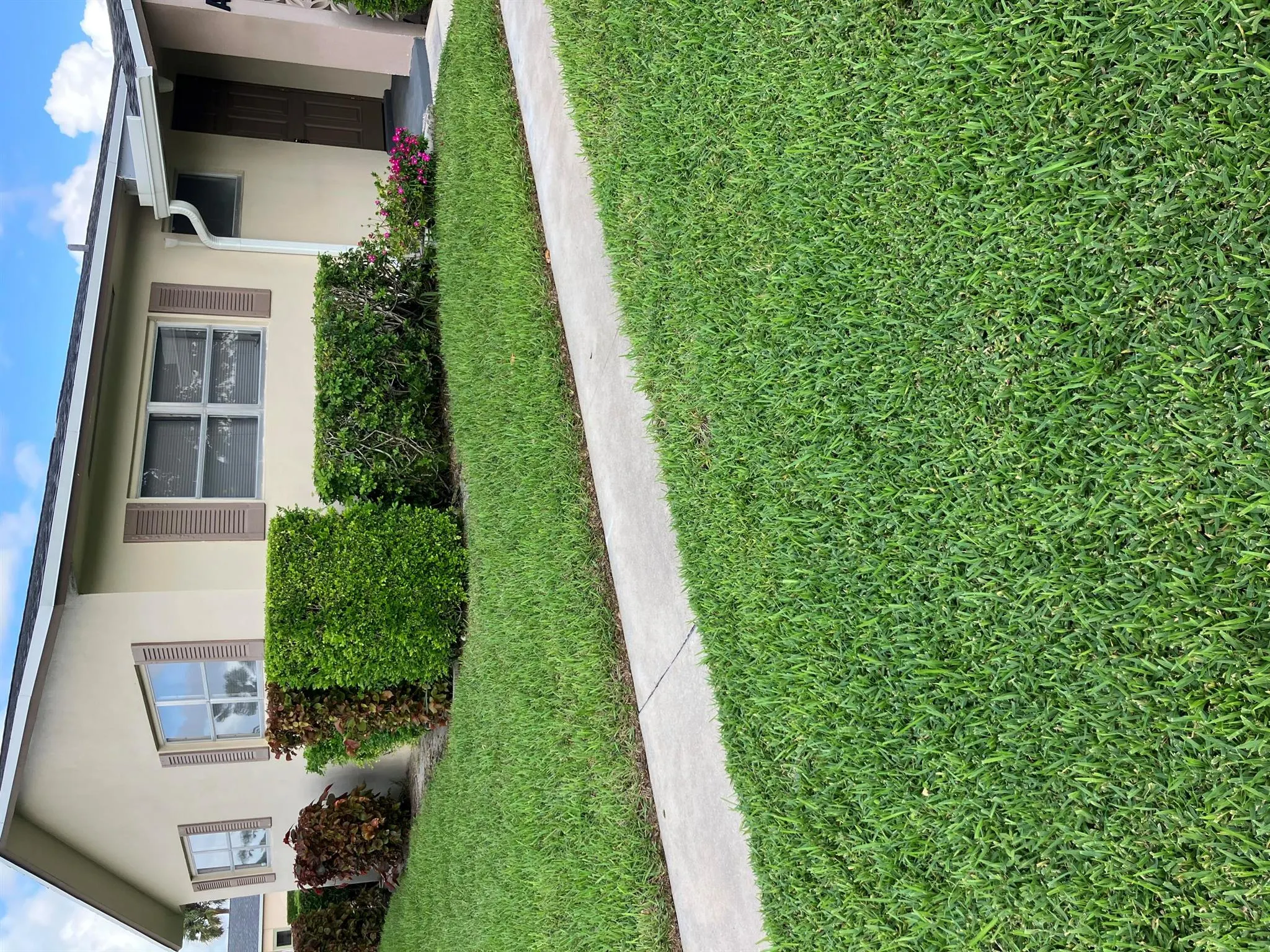 5263 Cresthaven Boulevard, #A