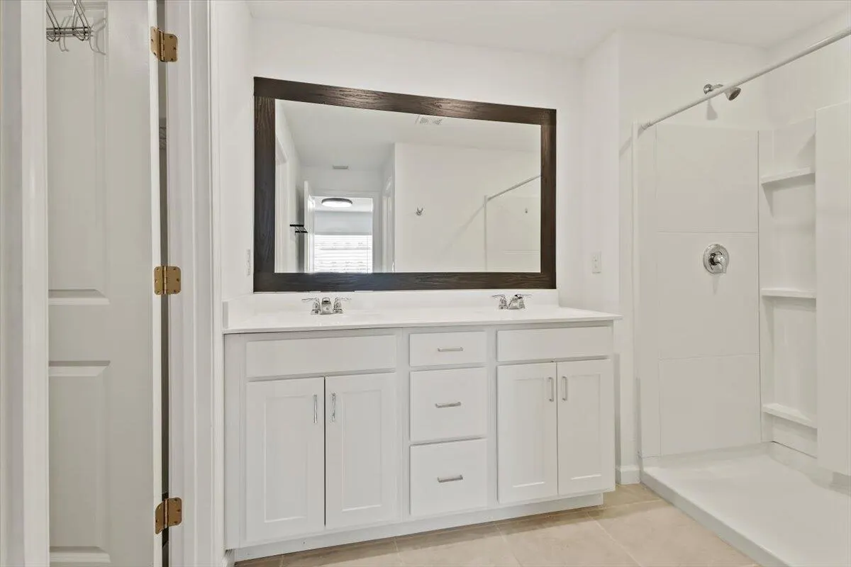1338 Colebrook Circle SW
