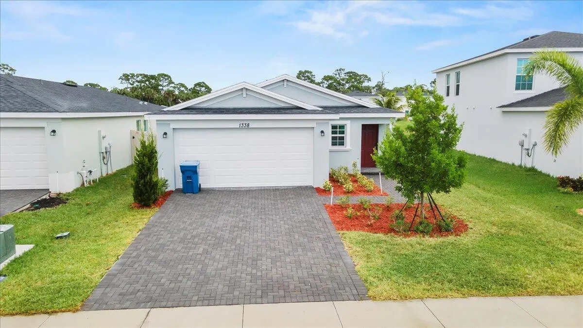 1338 Colebrook Circle SW