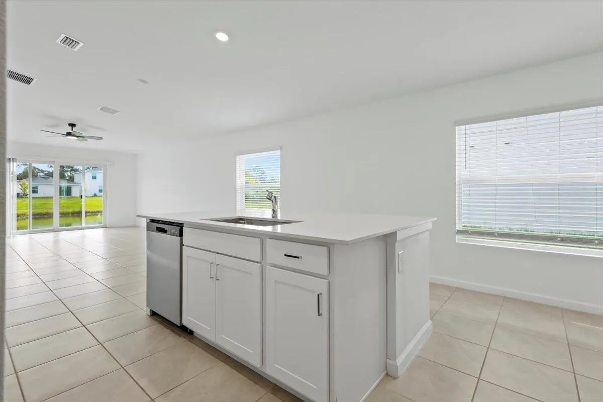 1338 Colebrook Circle SW
